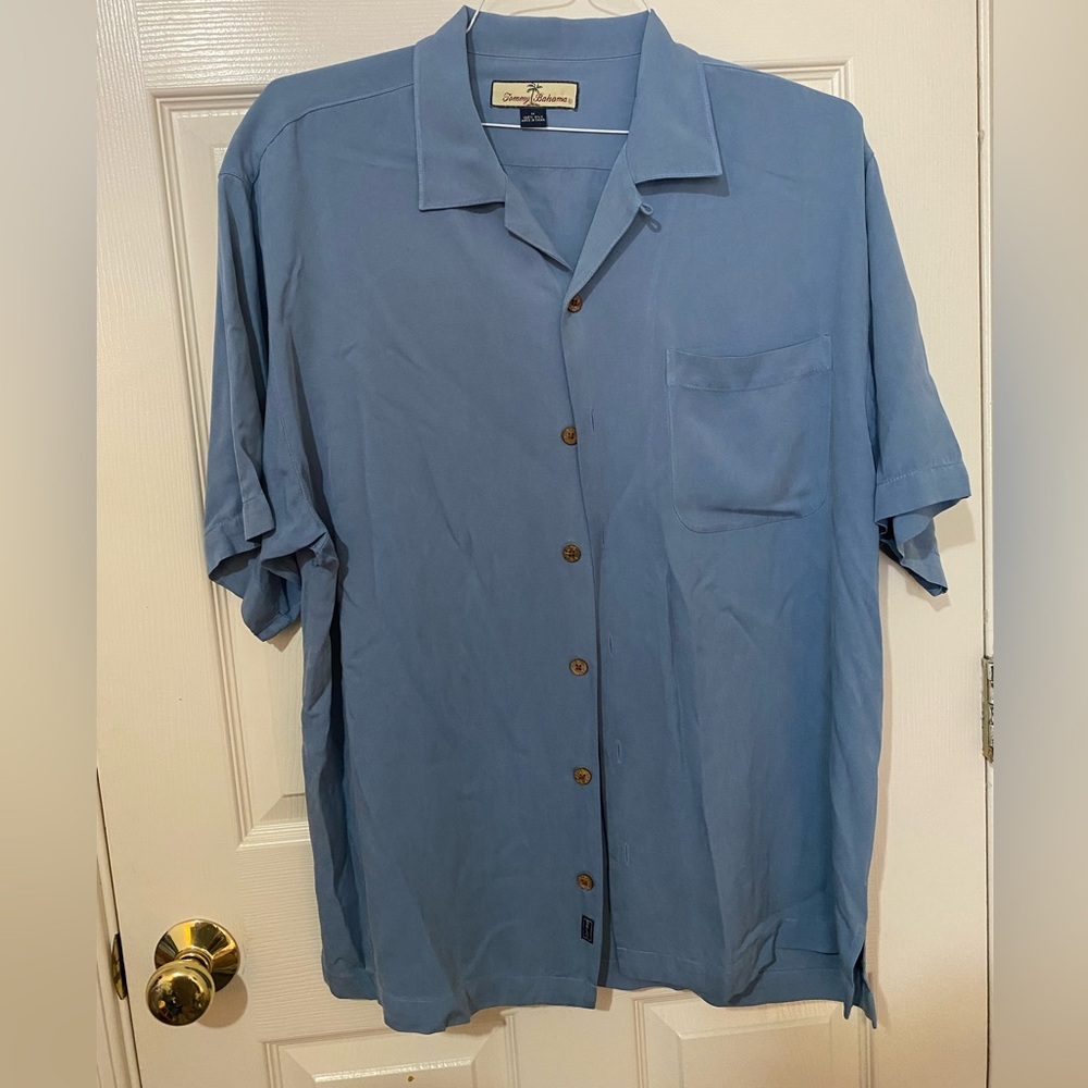 Tommy Bahama Light Blue Casual Button Down Shirt